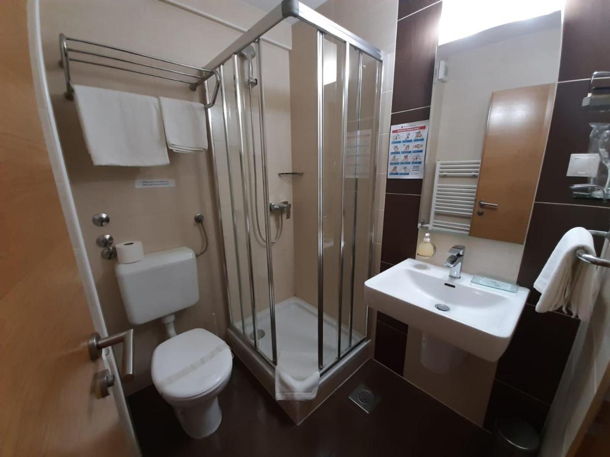 Hotel Garic Garesnica Extérieur photo
